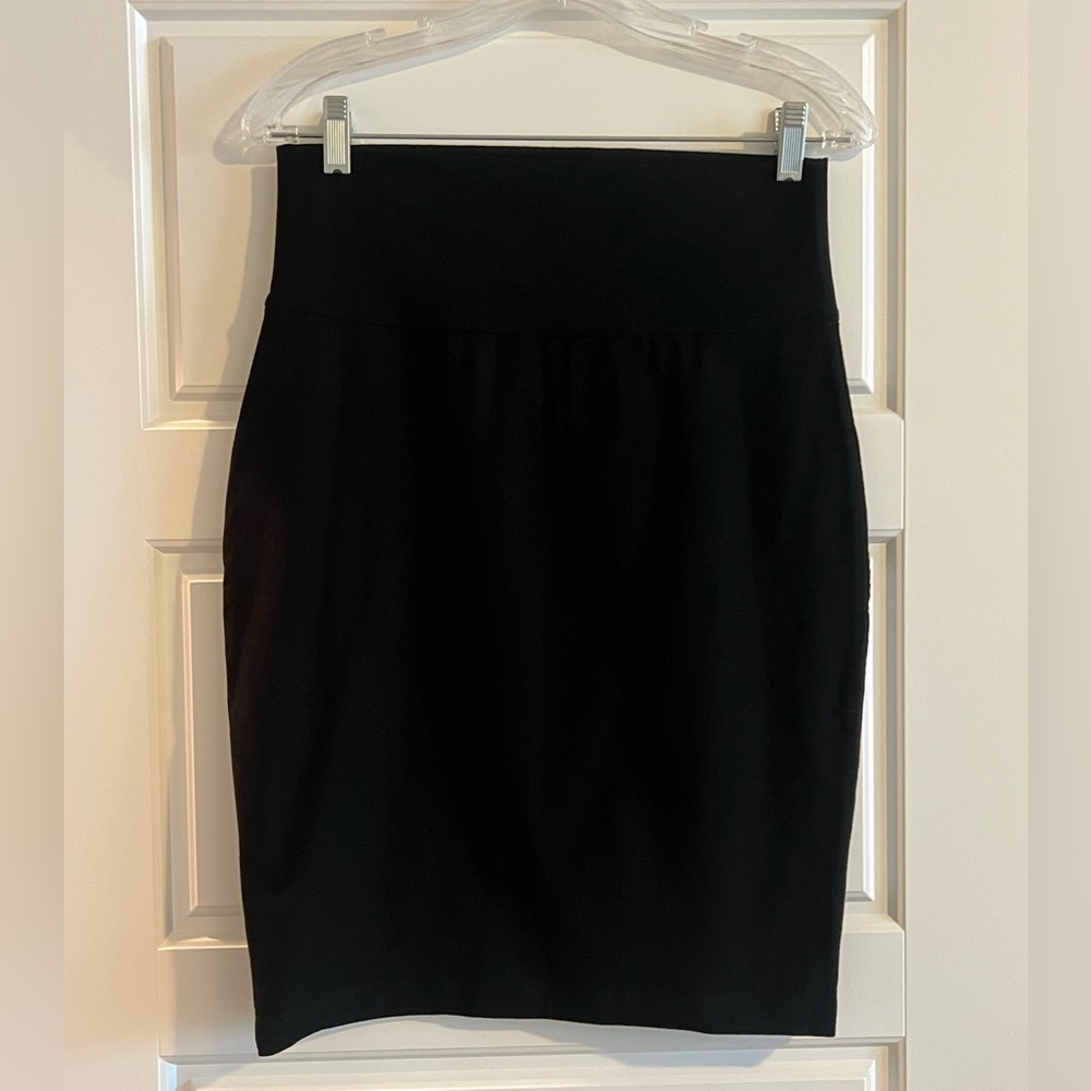 NWOT- Eileen Fisher Black Stretch Slim Pencil Skirt Size XS